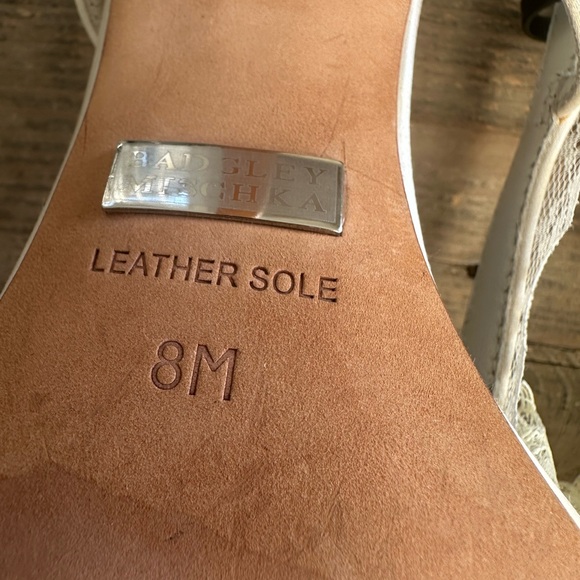 Badgley Mischka Cream Lace Slingback Heels. Vintage. - Picture 9 of 10